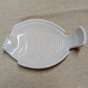 Japanese Porcelaine Ginger Grater NWOT